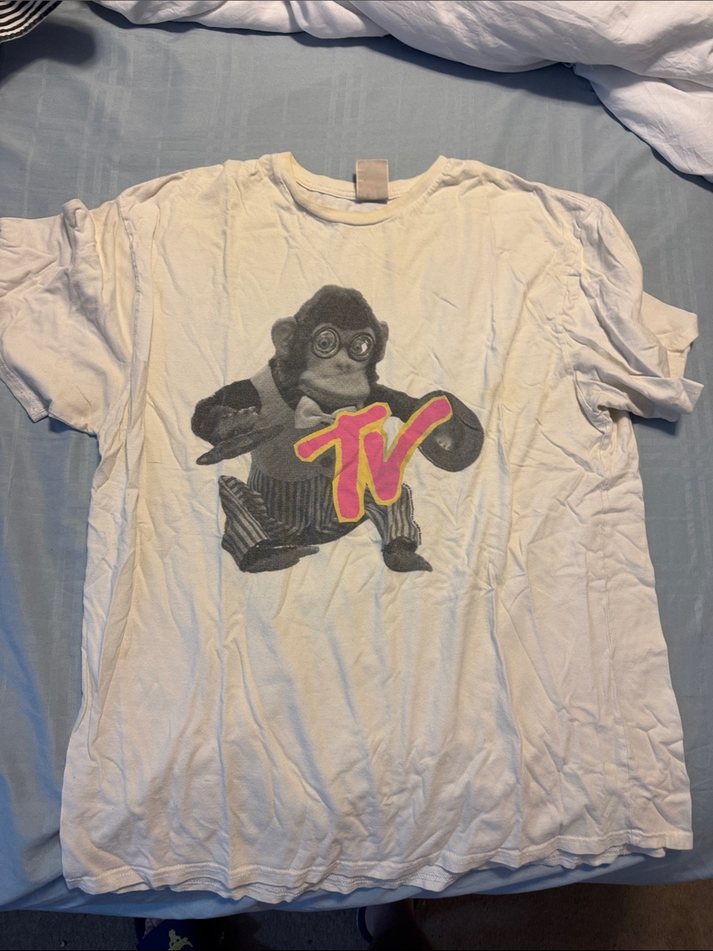 Mens XL Vintage Junk Food MTV t shirt